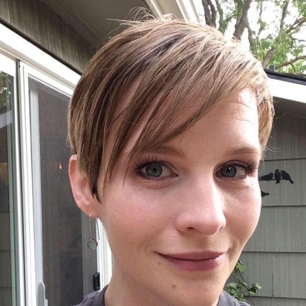 Meet your Posher, Ashley